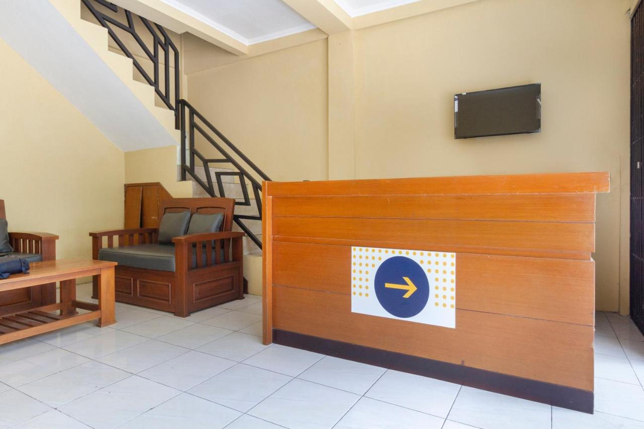 Spot On 2891 999 Guest House Sumedang Luaran gambar