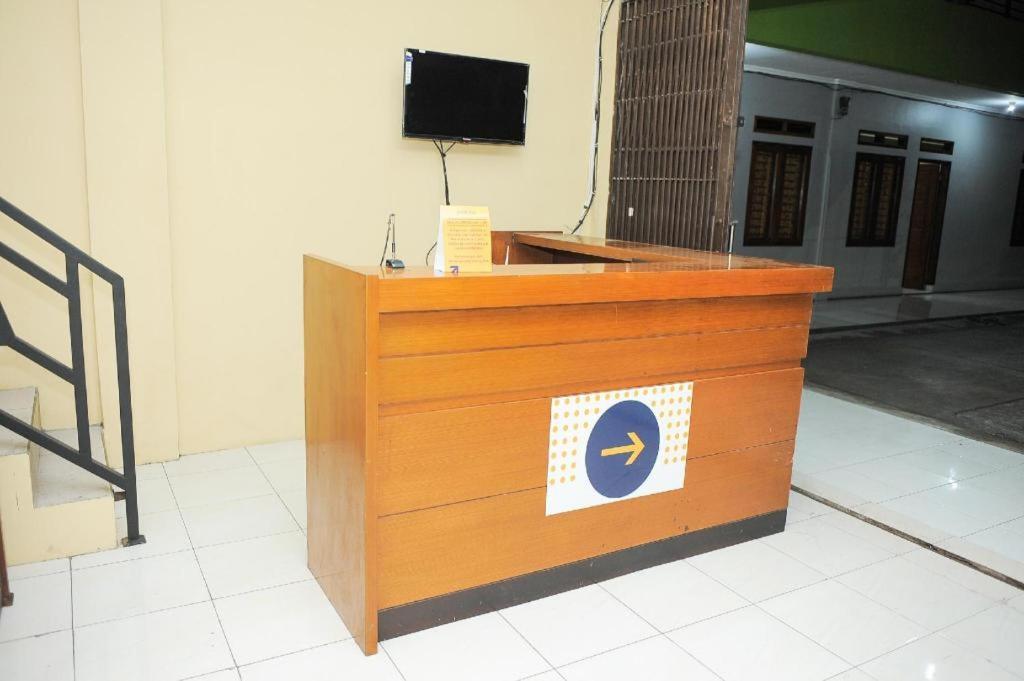 Spot On 2891 999 Guest House Sumedang Luaran gambar