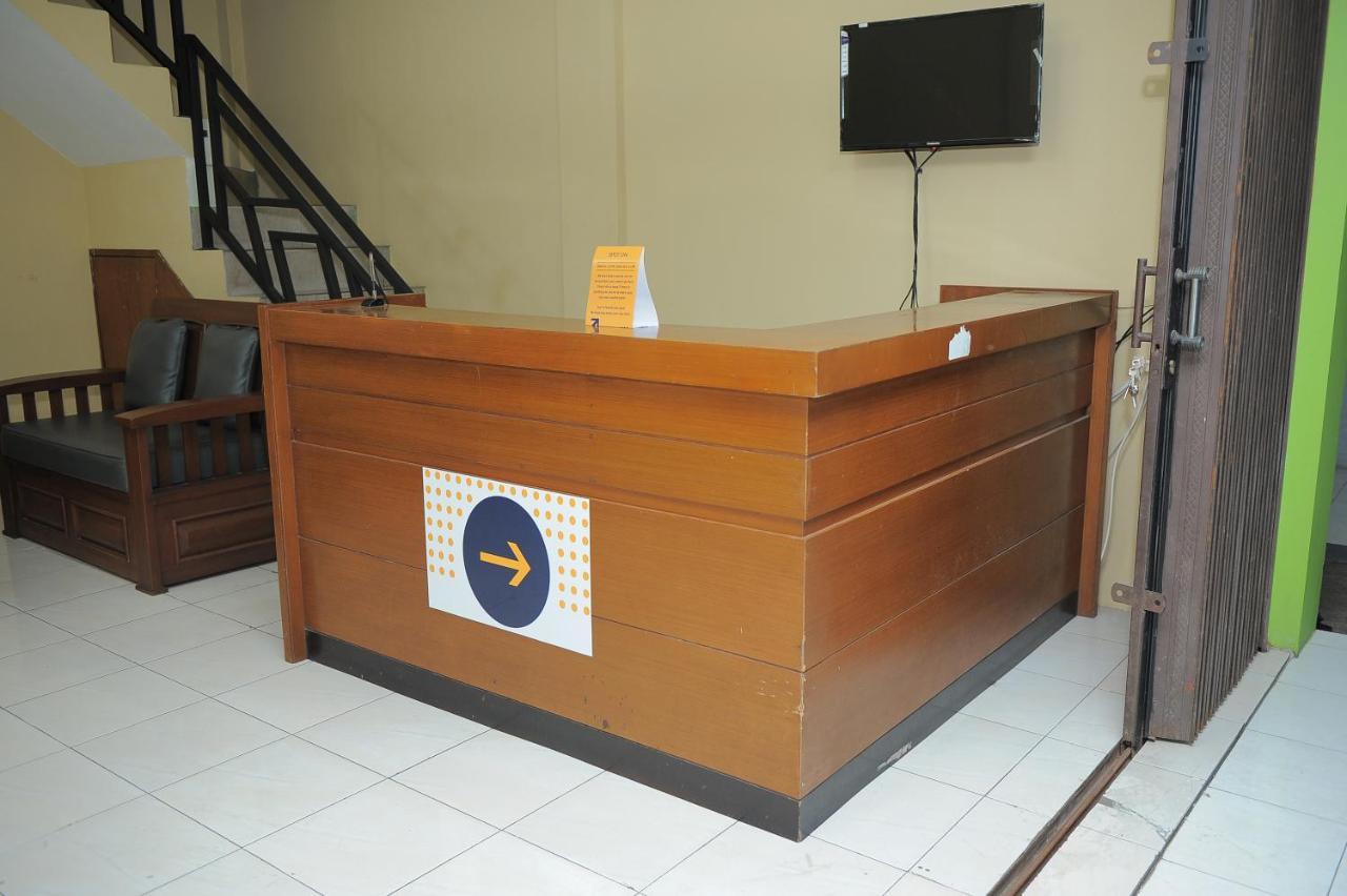 Spot On 2891 999 Guest House Sumedang Luaran gambar